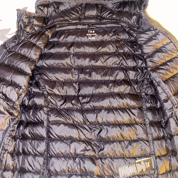 🖤 Aritzia TNA Mini Puffer Jacket - Picture 10 of 14